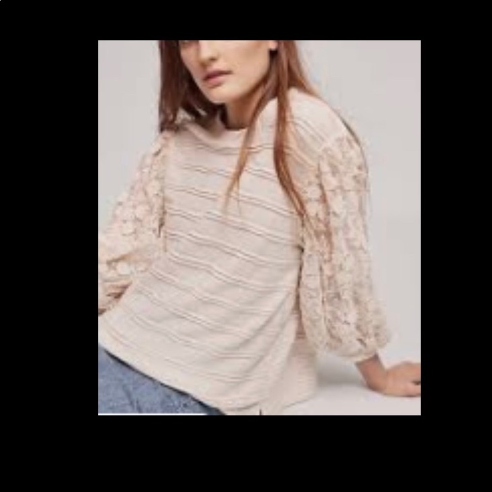 Sweater with beautiful sleeves